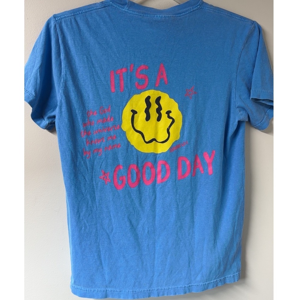 Its A Good Day Smiley Face Graphic T-Shirt | Size Small